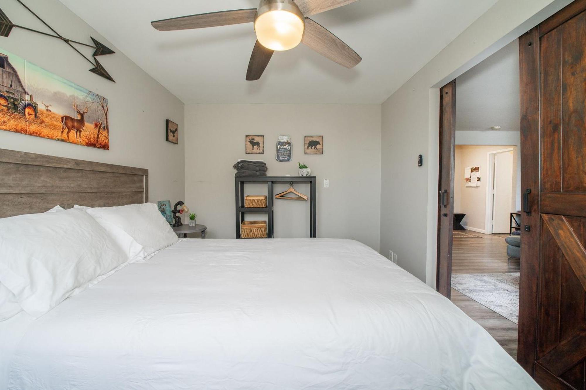 Welcoming Barn, 2 Bedroom & 1 Bath & Parking Atlanta Exterior photo