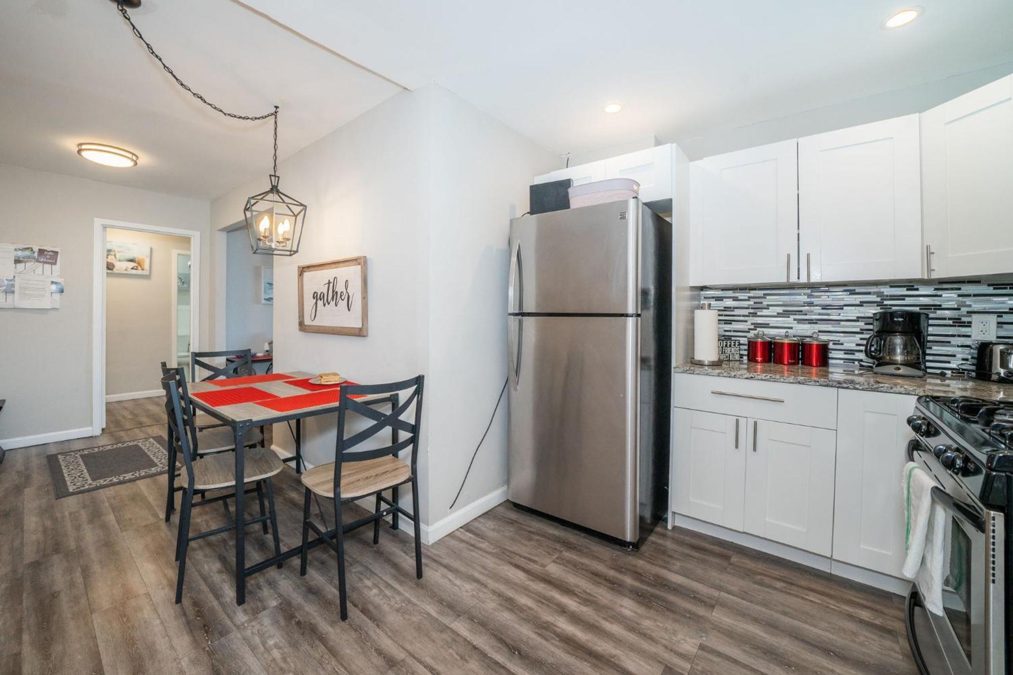 Welcoming Barn, 2 Bedroom & 1 Bath & Parking Atlanta Exterior photo